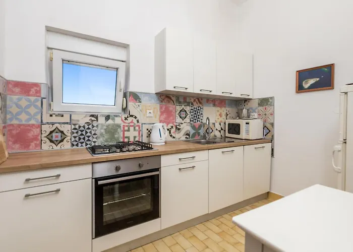 2 Bedroom Awesome In Pag * 帕格