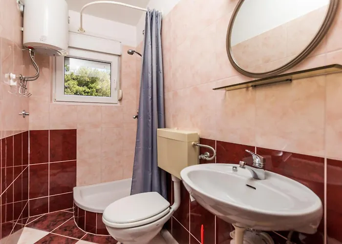 2 Bedroom Awesome In Pag 公寓